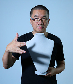蘇丹專訪 ：之所以經(jīng)典，是因?yàn)椴徘榕c極致