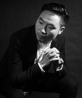 汪新強：刪繁去奢，繪事后素，雅韻方寸之間